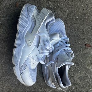 Nike Huarache Triple White mens 12